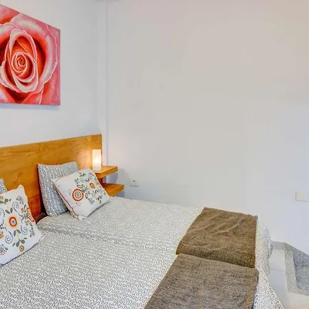 San Cristobal De La Laguna Sleeps 4 Wifi *